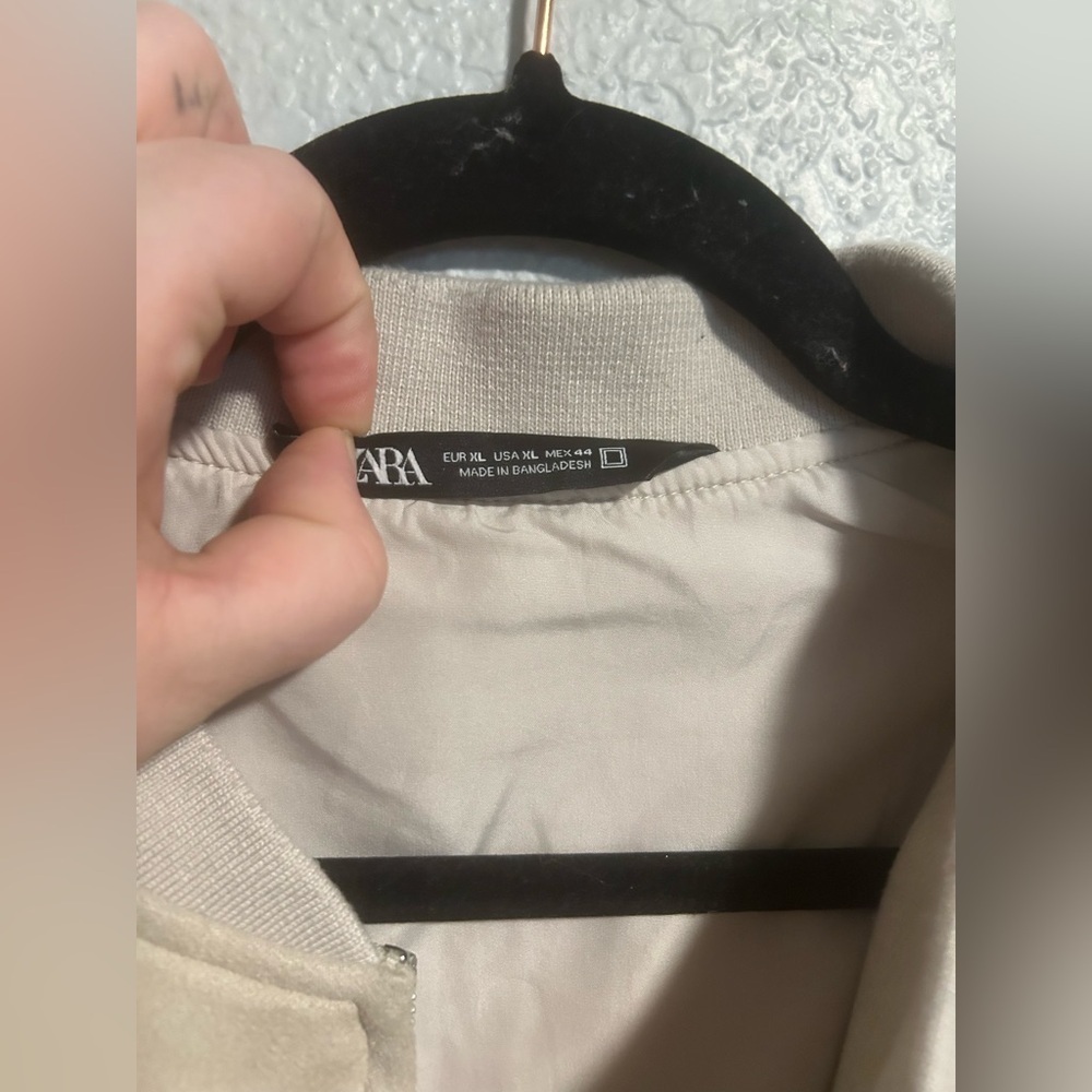 Zara women’s suede bomber jacket - Picture 4 of 6